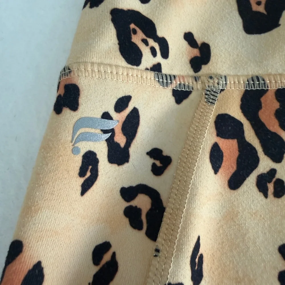 Fabletics these leopard